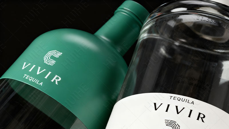 750ml Liquor Bottle Guide - 750ml liquor bottle with coating finish Guía de botellas de licor de 750 ml - Botella de licor de 750 ml con acabado recubierto