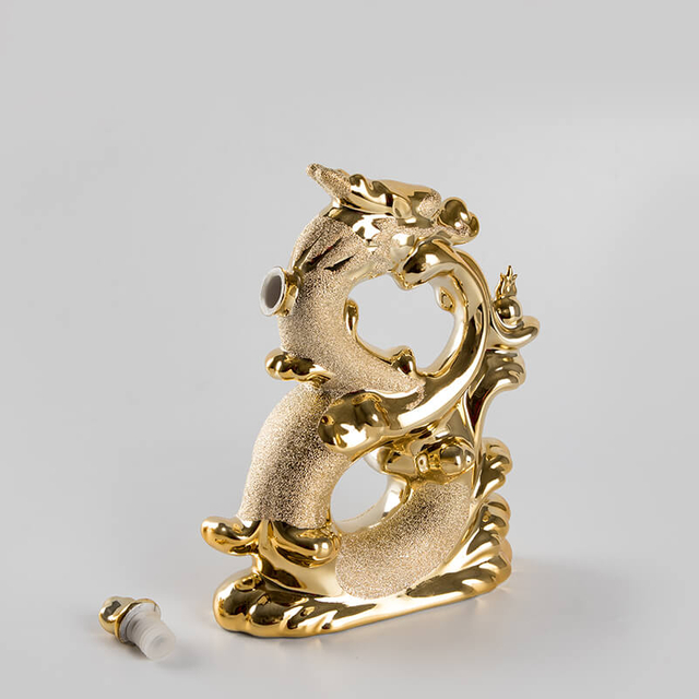 Decantador de alcohol cerámico de dragón electrochable de oro