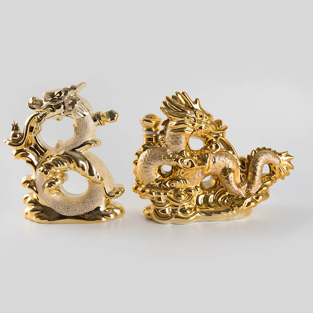 Decantador de alcohol cerámico de dragón electrochable de oro