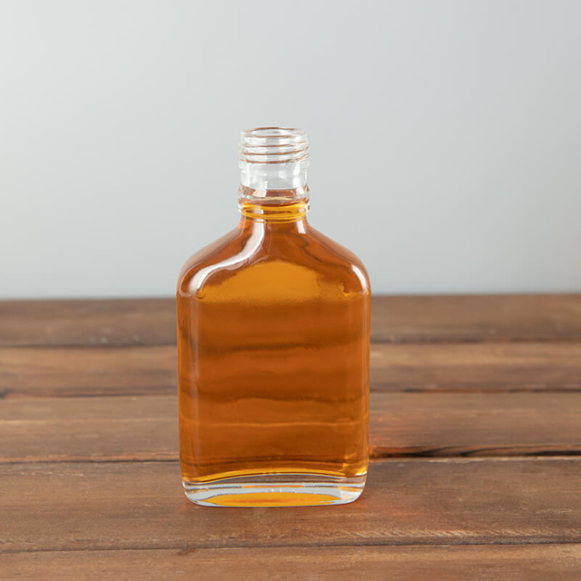 6oz Super Flint Glass Whisky Hip Flask Botella al por mayor