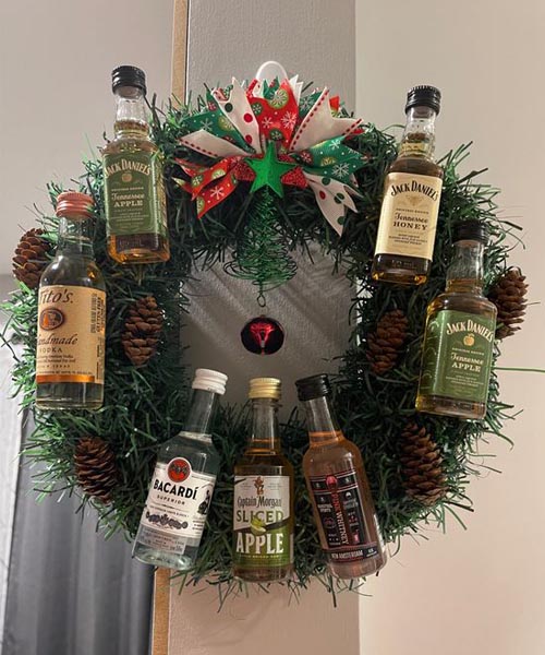 corona de botella de esp&iacute;ritu navide&ntilde;o