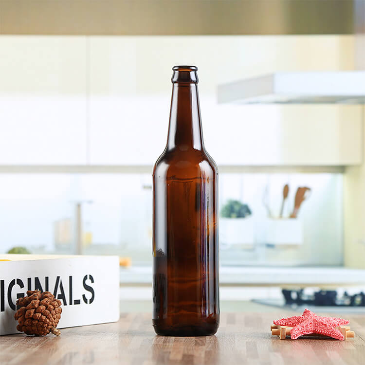 botella de cerveza de cuello largo