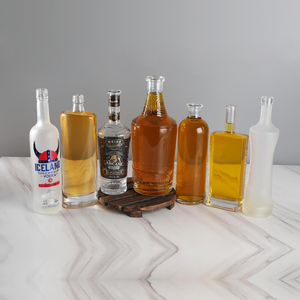 Ronda cuadrada 50CL 75CL 1L botellas de vidrio de vodka para la venta