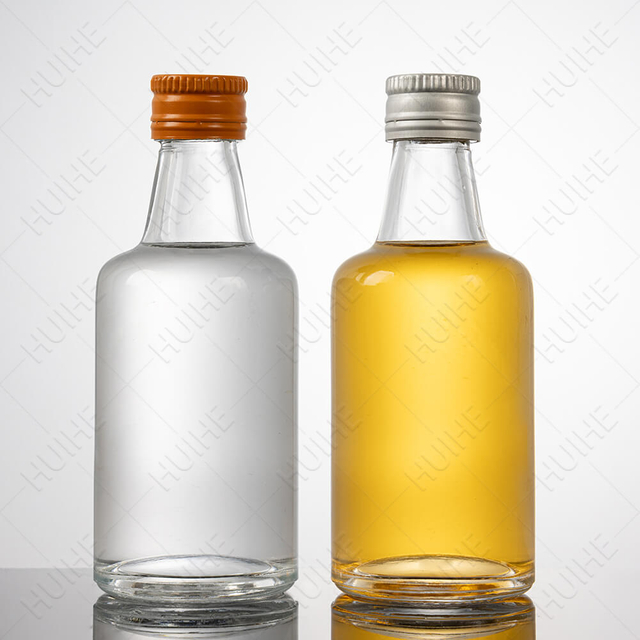 Mini botellas de tequila de vidrio de 50 ml a granel con etiquetas personalizadas