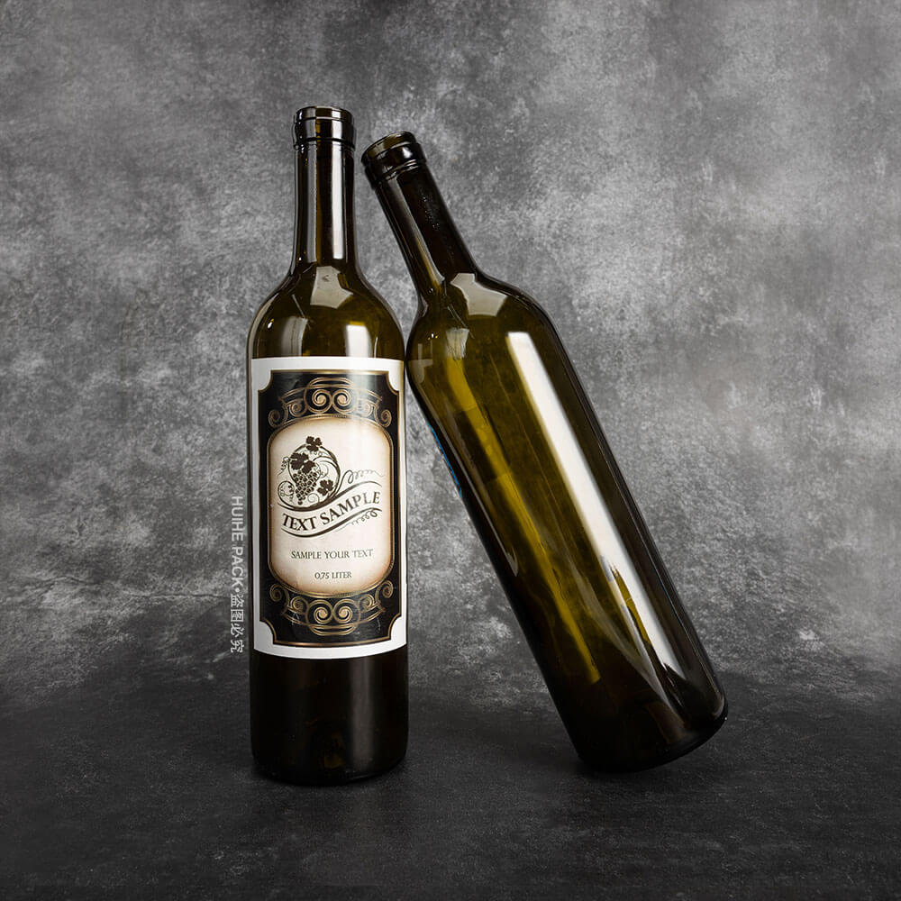 botella de vino verde antigua