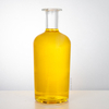 Botella de licor de vidrio de hombro redondo de 750 ml de cuello largo