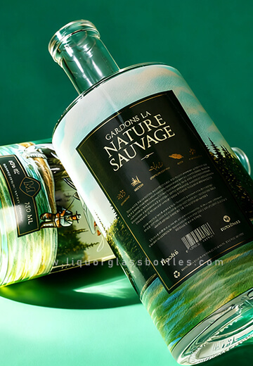 Botella de cristal de ginebra