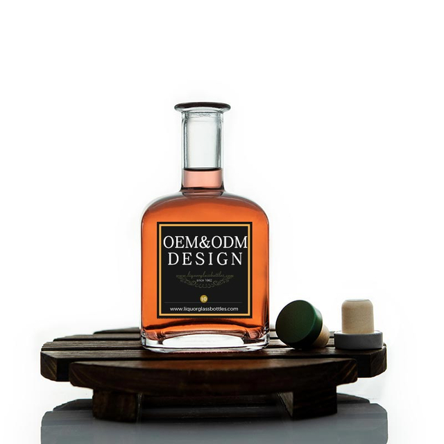 Botella de ron de vidrio cuadrado de 400 ml de cuello largo