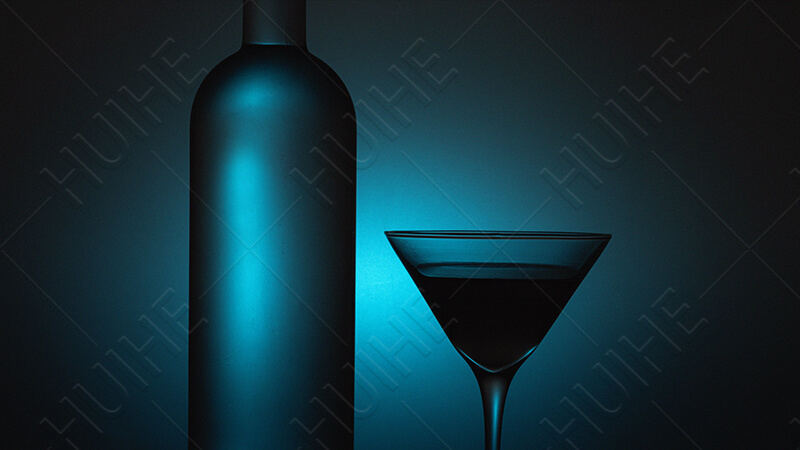 botella de vodka de vidrio