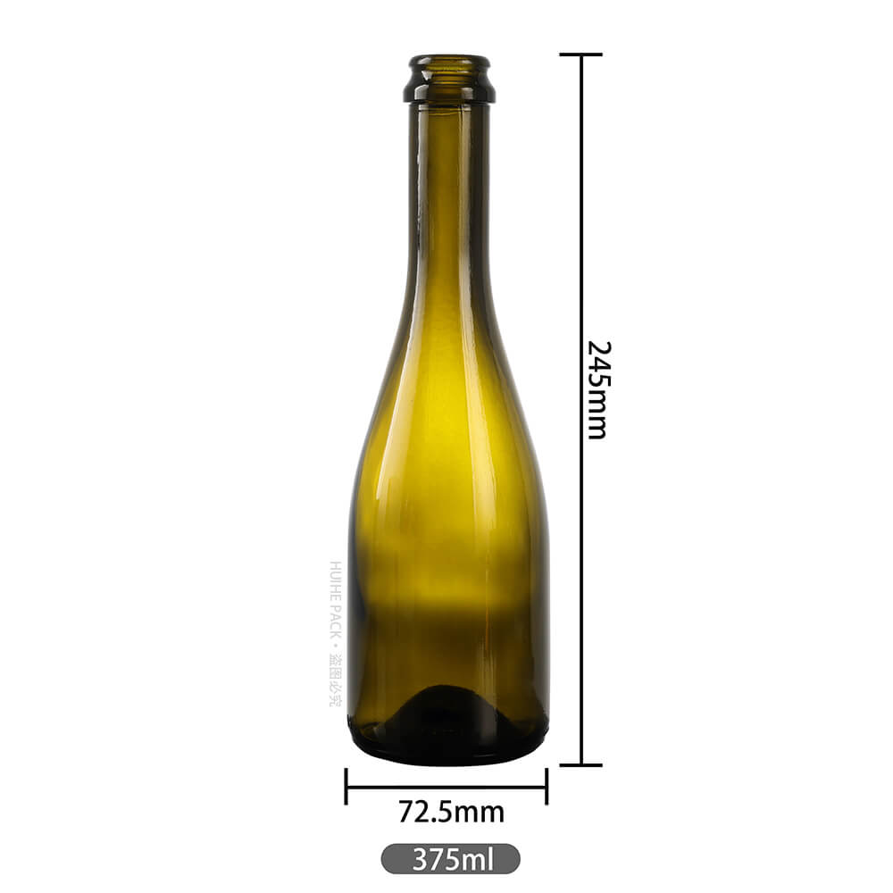 botella de sidra de manzana espumosa