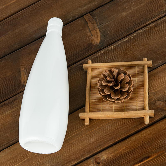 Botella de licor de porcelana blanca de 500 ml de 500 ml