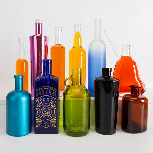 Logotipo de logotipo color recubierto de whisky con botellas de vidrio de brandy al por mayor