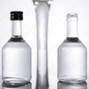 Botellas de alcohol peque&ntilde;as de vidrio de pedernal transparente de cuello solitario de 50 ml a granel