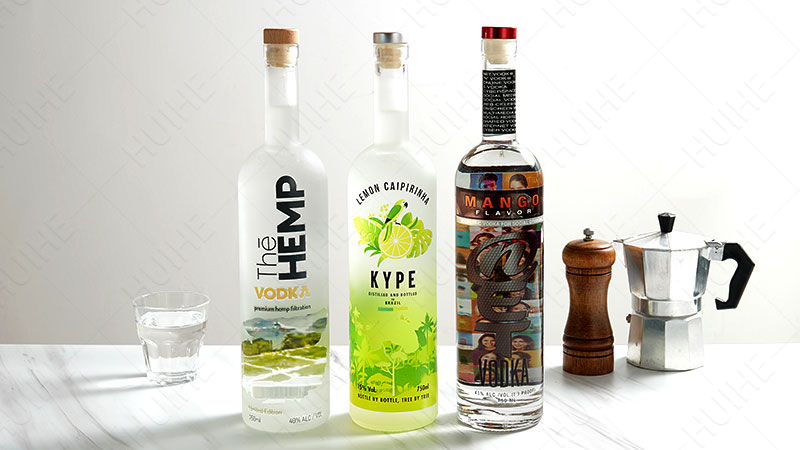 Botella de licor redonda cl&aacute;sica - botella de licor de Arizona