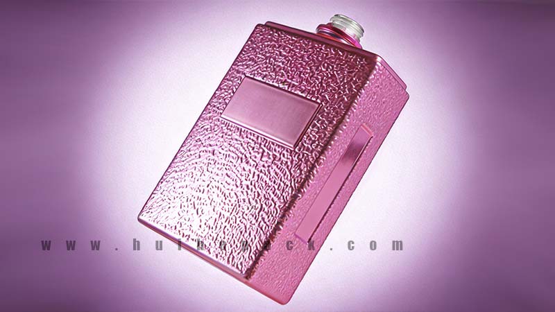 Botellas de whisky redondas o cuadradas: decoraci&oacute;n de botellas cuadradas