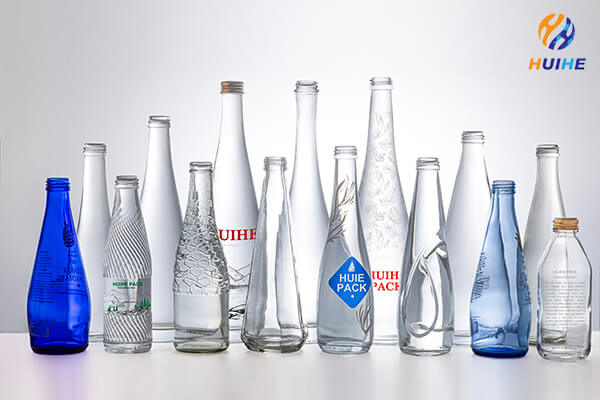 fabricante de botellas de vidrio para agua en china.jpg