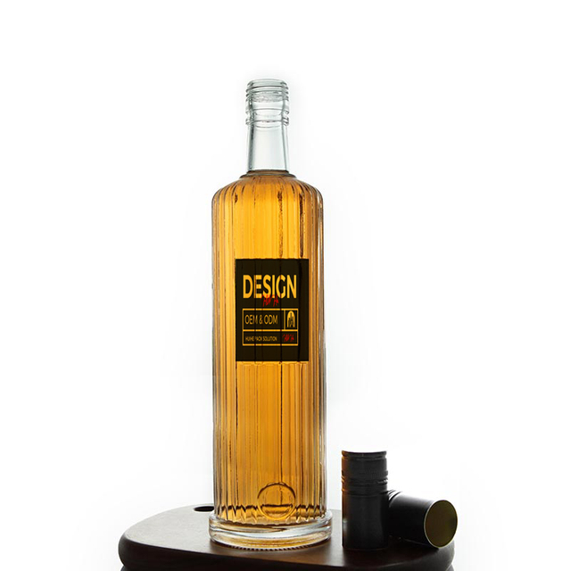 Botella de licor de vidrio a rayas redondas de 75CL de alto