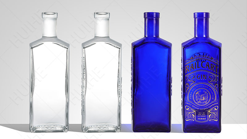 Botellas de vidrio personalizadas versus est&aacute;ndar: botella de alcohol de vidrio