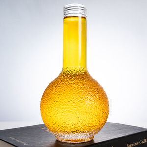 Pebble único: una botella de licor de frascos de 400 ml de patrón