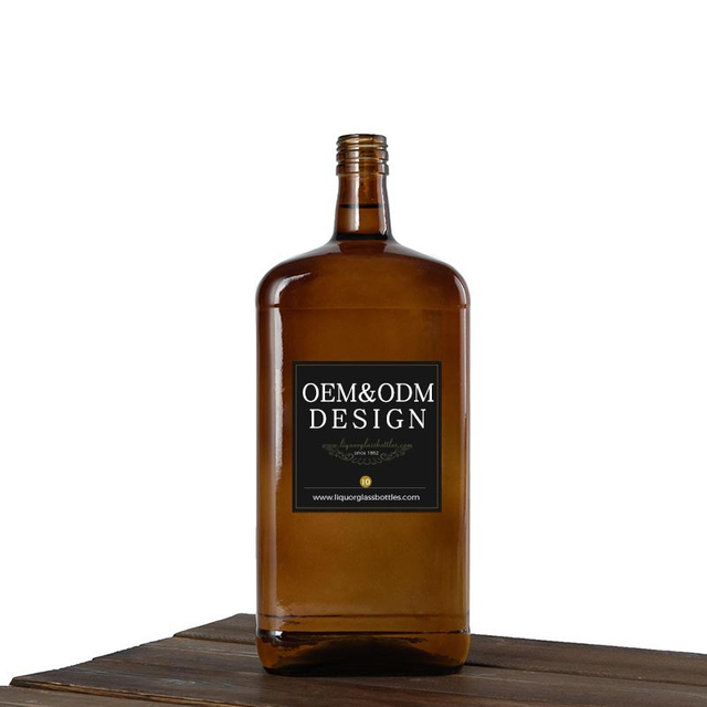 Botella de cerveza de vidrio &aacute;mbar plano de 1,75 l