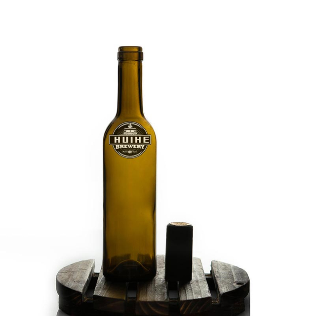 Botellas de vino de vidrio ámbar verde oscuro