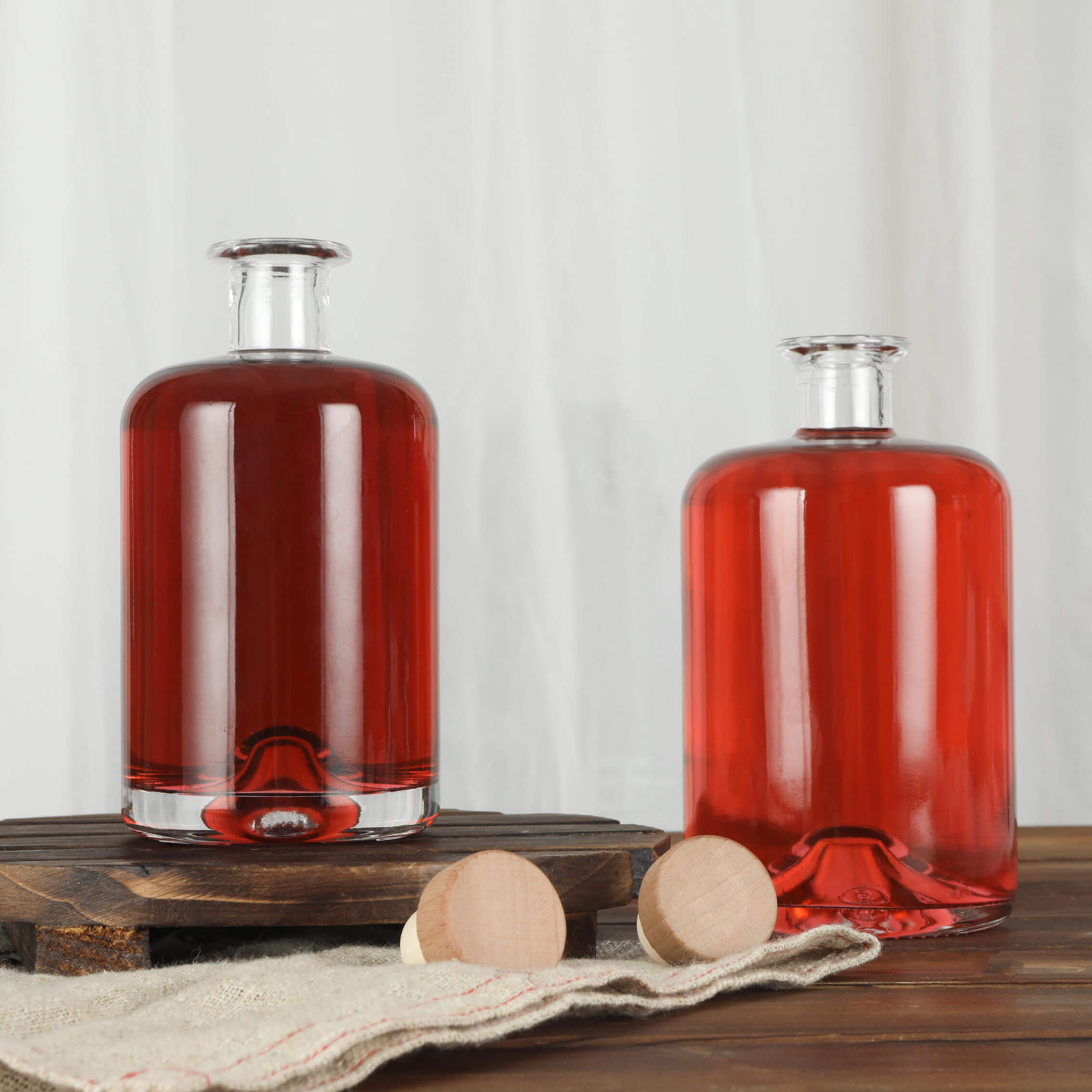 botella de vidrio de licor