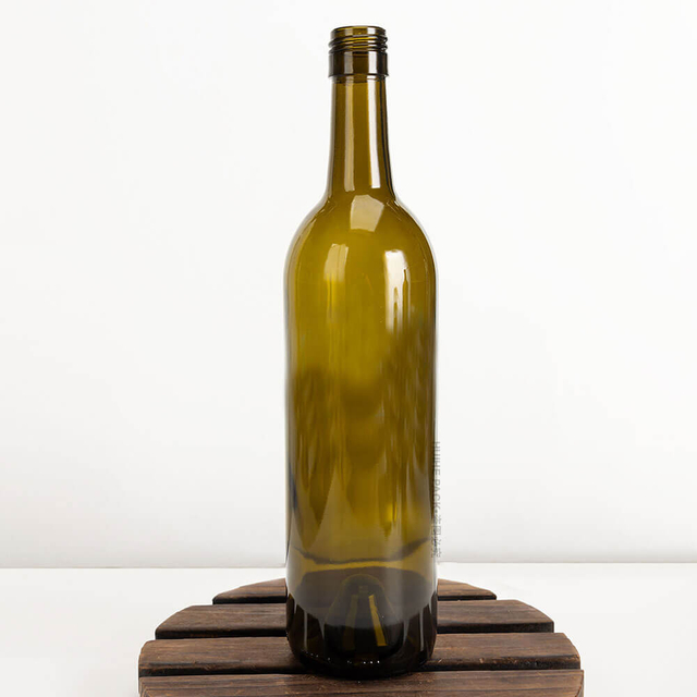 Botella de copa de vino con tapa de rosca de etiqueta personalizada con sangría