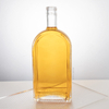 Botella de licor de vidrio de cuello largo en forma de arco de 600 ml