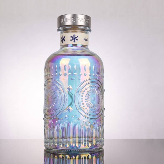 Elaborada botella de licor de vidrio floral - inspirada con cuello grueso