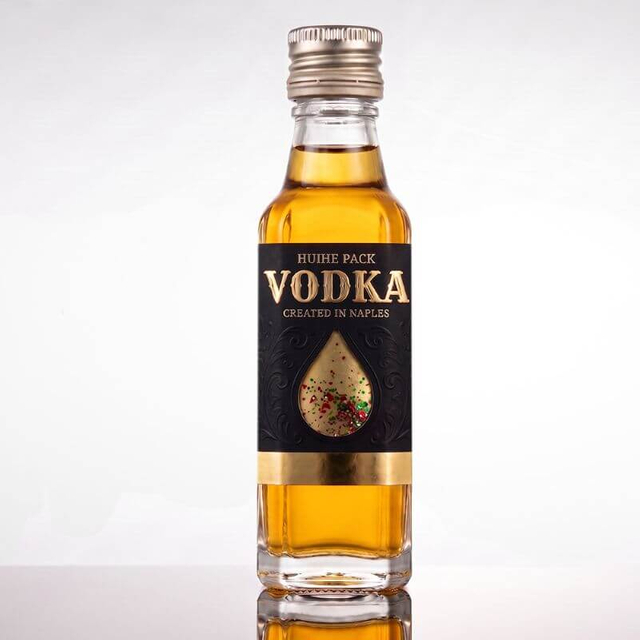 Mini botella de licor de dise&ntilde;o moderno de 50 ml con tap&oacute;n de rosca a granel