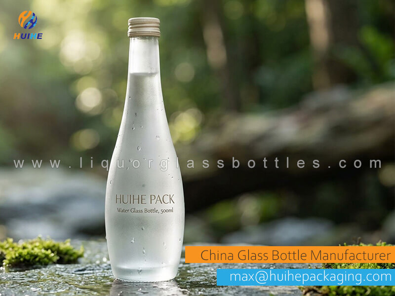 Botellas de vidrio para agua glaseada.jpg